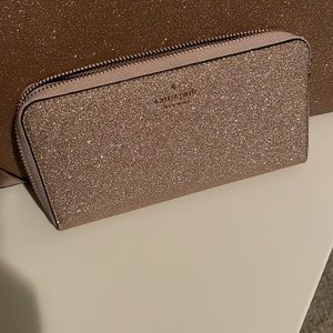 Kate Spade New York Glitter Wallet - Rose Gold